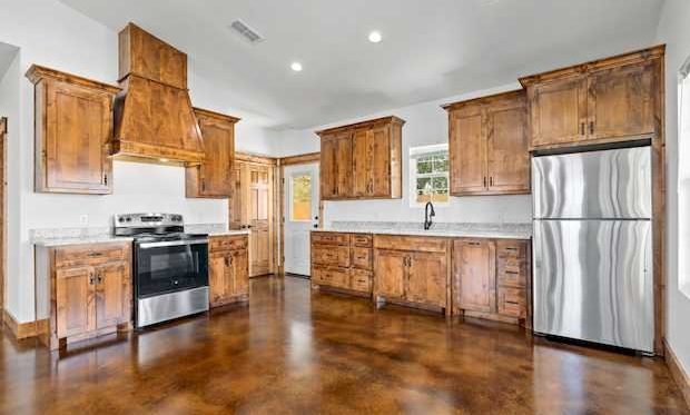 08 highland spec house