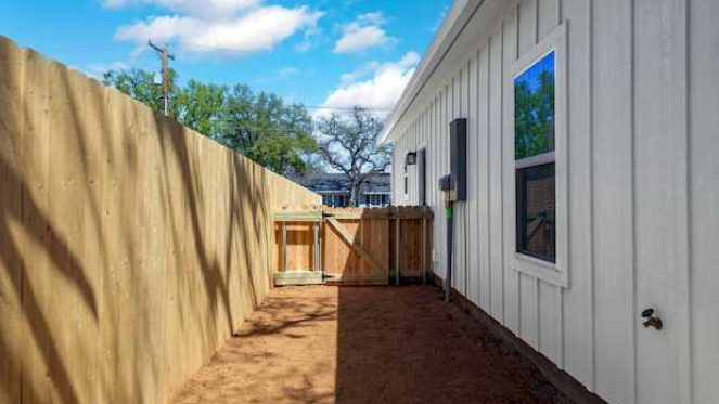 25-new build 1200 sq garden home